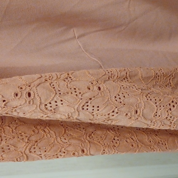 4/$60 New Pink Blouse With Lace Half-Sleeves - Size XL - Picture 2 of 6